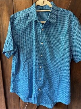Perry Ellis Men’s blue Short-Sleeve Button-Up Shirt size L